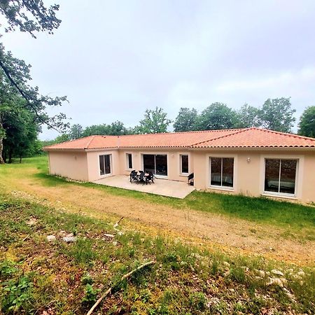 "Jolie Maison Confortable Au Coeur D'Un Environnement Calme Et Boise" Saint-Vincent-sur-l'Isle Exteriör bild